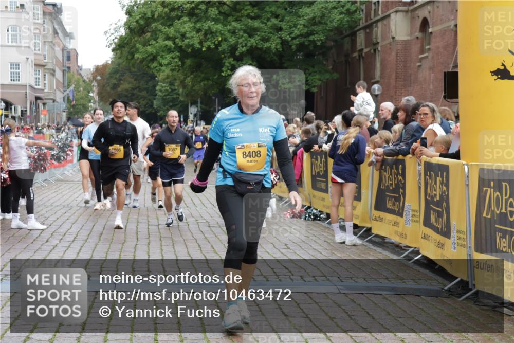 13.09.2026 - Kiel Lauf Yannick Fuchs http://msf.ph/oto/10463472 13.09.2026 09:55:38 Ziel 5824, 5986, 7087, 7846, 8408, 9741, 11421, 11962, 11970, 12142, 12261, 1354, 1412, 1495, 2061, 2079, 2186, 4640, 5883, 6102, 7322, 9117, 10609, 10743, 11421, 11564, 12514, 1176, 1589, 2227, 4121, 4174, 5056, 8248, 8521, 8976, 9226, 9399, 10267, 11886, 12463, 1412, 4640, 6054, 6158, 9588, 10635 meine-sportfotos.de
