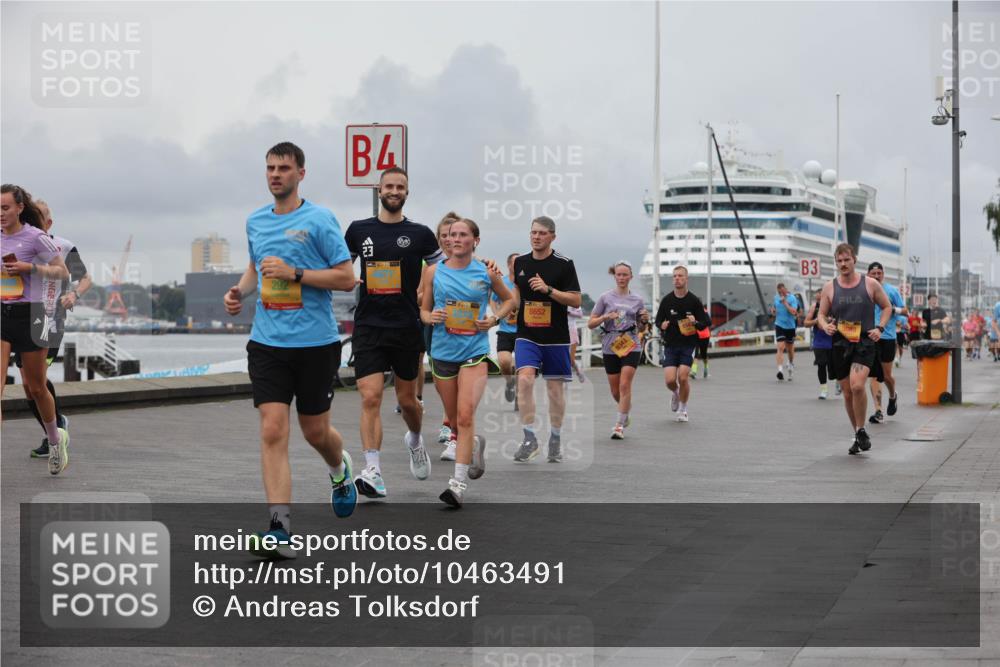 13.09.2026 - Kiel Lauf Andreas Tolksdorf http://msf.ph/oto/10463491 13.09.2026 12:03:46 Kiellinie 4, 8652, 9343, 3 meine-sportfotos.de