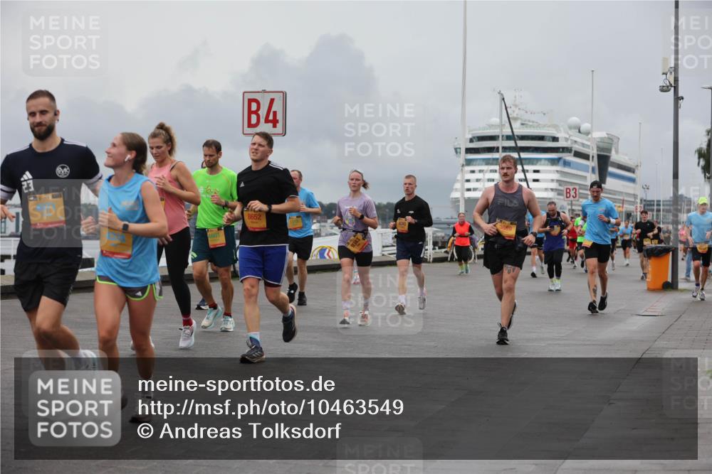 13.09.2026 - Kiel Lauf Andreas Tolksdorf http://msf.ph/oto/10463549 13.09.2026 12:03:47 Kiellinie 4, 3, 46014, 8652, 6343, 3669 meine-sportfotos.de