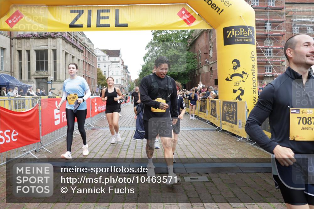 13.09.2026 - Kiel Lauf Yannick Fuchs http://msf.ph/oto/10463571 13.09.2026 09:55:43 Ziel 4121, 4174, 5986, 7087, 7846, 8408, 8976, 9226, 9741, 11962, 11970, 12142, 12261, 1354, 1495, 2061, 2079, 2186, 5824, 5883, 6102, 7322, 9117, 10609, 10743, 11421, 11564, 12514, 1176, 1589, 2227, 5056, 8248, 8521, 9399, 10248, 10267, 11886, 12463, 1412, 4640, 6102, 9588, 10609, 10743, 11564, 12514 meine-sportfotos.de