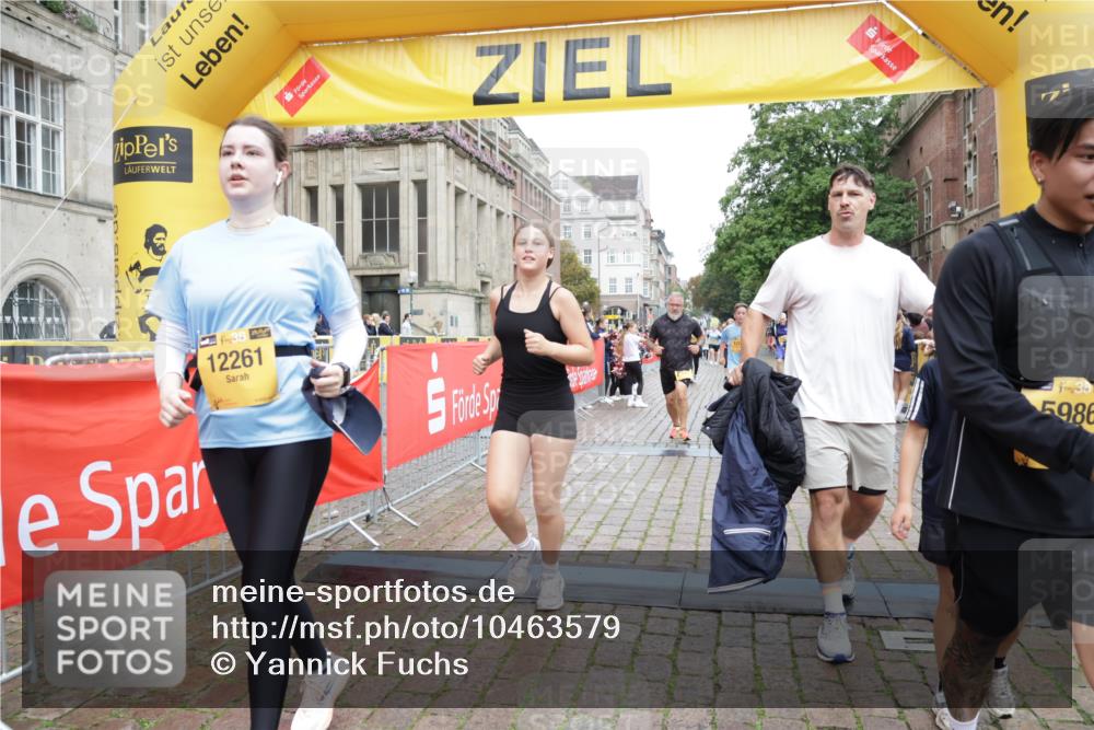 13.09.2026 - Kiel Lauf Yannick Fuchs http://msf.ph/oto/10463579 13.09.2026 09:55:44 Ziel 4121, 4174, 5986, 7087, 7846, 8408, 8976, 9226, 9741, 11962, 11970, 12142, 12261, 1354, 1495, 2061, 2079, 2186, 5824, 5883, 7322, 7846, 8408, 9117, 10743, 11421, 12514, 1176, 1589, 2227, 5056, 8248, 8521, 9399, 10248, 10267, 11886, 12463, 1412, 4640, 6102, 10609, 10743, 11564, 12514 meine-sportfotos.de