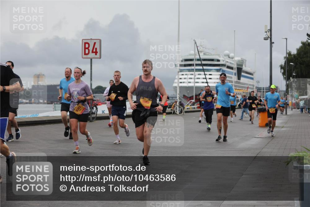 13.09.2026 - Kiel Lauf Andreas Tolksdorf http://msf.ph/oto/10463586 13.09.2026 12:03:49 Kiellinie 9343, 4, 3669 meine-sportfotos.de