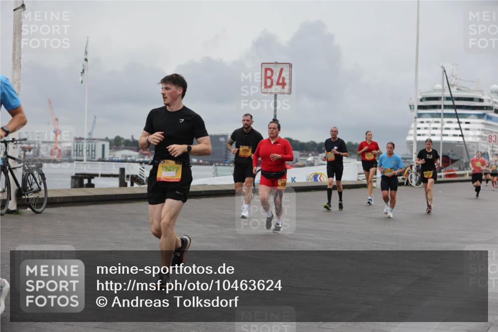 13.09.2026 - Kiel Lauf Andreas Tolksdorf http://msf.ph/oto/10463624 13.09.2026 12:04:00 Kiellinie 4, 39, 12427, 936, 3 meine-sportfotos.de