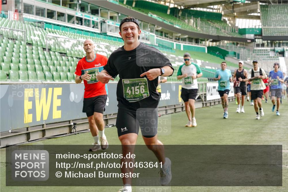 13.09.2026 - 21. swb-Marathon Bremen Michael Burmester http://msf.ph/oto/10463641 13.09.2026 12:55:58 Laufen im Stadion 201, 205, 307, 388, 411, 431, 465, 495, 655, 854, 876, 913, 926, 948, 1053, 1058, 1130, 1197, 1390, 1537, 1599, 1645, 1750, 1972, 2001, 2040, 2122, 2125, 2234, 2251, 2260, 2319, 2383, 2390, 2473, 2474, 2535, 2604, 2733, 2761, 2812, 2870, 2922, 2948, 3057, 3119, 3134, 3175, 3192, 3202, 3206, 3241, 3246, 3290, 3346, 3348, 3356, 3411, 3508, 3706, 3716, 3836, 4135, 4137, 4171, 4413, 4455, 4479, 4733, 5277, 5430, 5530, 6106, 2498, 3085 meine-sportfotos.de