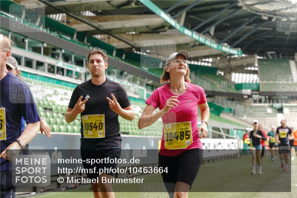 13.09.2026 - 21. swb-Marathon Bremen Michael Burmester http://msf.ph/oto/10463664 13.09.2026 10:34:57 Laufen im Stadion 10018, 10093, 10144, 10147, 10157, 10173, 10175, 10177, 10181, 10182, 10185, 10195, 10236, 10240, 10245, 10254, 10297, 10309, 10355, 10356, 10367, 10368, 10369, 10377, 10415, 10423, 10427, 10428, 10460, 10477, 10485, 10492, 10528, 10559, 10578, 10604, 10617, 10636, 10639, 10668, 10669, 10677, 10691, 10699, 10700, 10715, 10772, 10787, 10788, 10809, 10828, 10857, 10914, 10928, 11126, 11162, 11343, 11803, 11965, 10146, 10222 meine-sportfotos.de