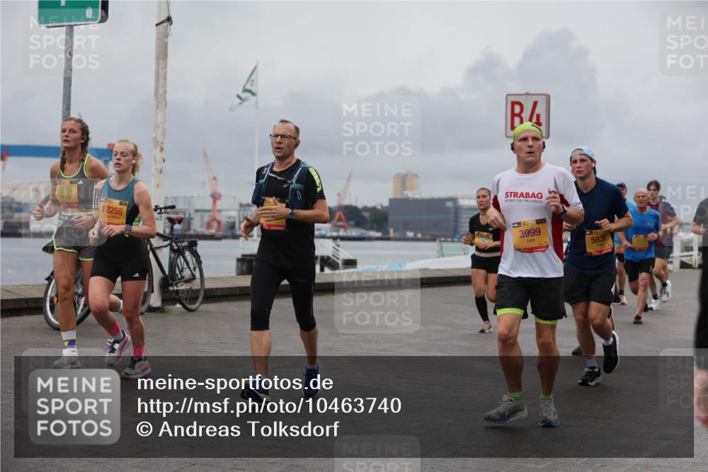 13.09.2026 - Kiel Lauf Andreas Tolksdorf http://msf.ph/oto/10463740 13.09.2026 12:04:17 Kiellinie 6751, 39, 12255, 48, 3999, 5635 meine-sportfotos.de