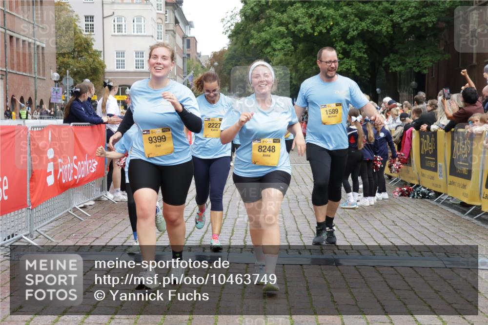 13.09.2026 - Kiel Lauf Yannick Fuchs http://msf.ph/oto/10463749 13.09.2026 09:55:55 Ziel 1176, 1589, 2227, 4121, 4174, 5056, 8248, 8521, 8976, 9226, 9399, 10248, 10267, 11886, 12463, 1495, 2061, 2186, 5824, 5986, 7087, 7846, 8408, 9741, 11421, 11962, 11970, 12142, 12261, 50, 51, 1961, 3228, 3229, 4388, 6172, 6515, 8832, 10787, 11357, 11385, 11790, 12735, 12736, 12752, 1354, 2079, 2186, 5883, 7322, 9117 meine-sportfotos.de