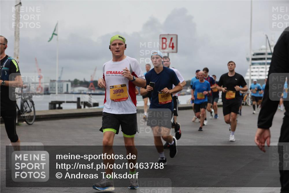 13.09.2026 - Kiel Lauf Andreas Tolksdorf http://msf.ph/oto/10463788 13.09.2026 12:04:18 Kiellinie 38, 3999, 4, 5635 meine-sportfotos.de