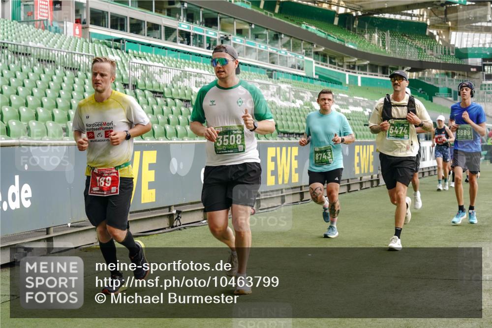 13.09.2026 - 21. swb-Marathon Bremen Michael Burmester http://msf.ph/oto/10463799 13.09.2026 12:56:00 Laufen im Stadion 201, 205, 307, 388, 411, 431, 465, 495, 655, 854, 876, 913, 926, 948, 1053, 1058, 1130, 1197, 1390, 1537, 1599, 1645, 1750, 1972, 2001, 2040, 2122, 2125, 2234, 2251, 2260, 2319, 2383, 2390, 2473, 2474, 2535, 2604, 2634, 2733, 2761, 2812, 2870, 2922, 2948, 3057, 3119, 3134, 3175, 3192, 3202, 3206, 3241, 3246, 3290, 3346, 3348, 3356, 3411, 3508, 3706, 3716, 3836, 4135, 4137, 4171, 4413, 4455, 4479, 4733, 5277, 5430, 5530, 6106, 2498, 3085 meine-sportfotos.de