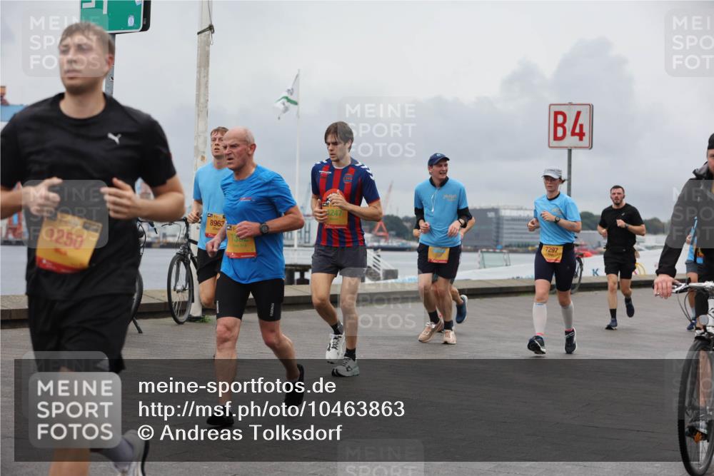 13.09.2026 - Kiel Lauf Andreas Tolksdorf http://msf.ph/oto/10463863 13.09.2026 12:04:22 Kiellinie 1250, 8963, 4247, 7297, 4 meine-sportfotos.de