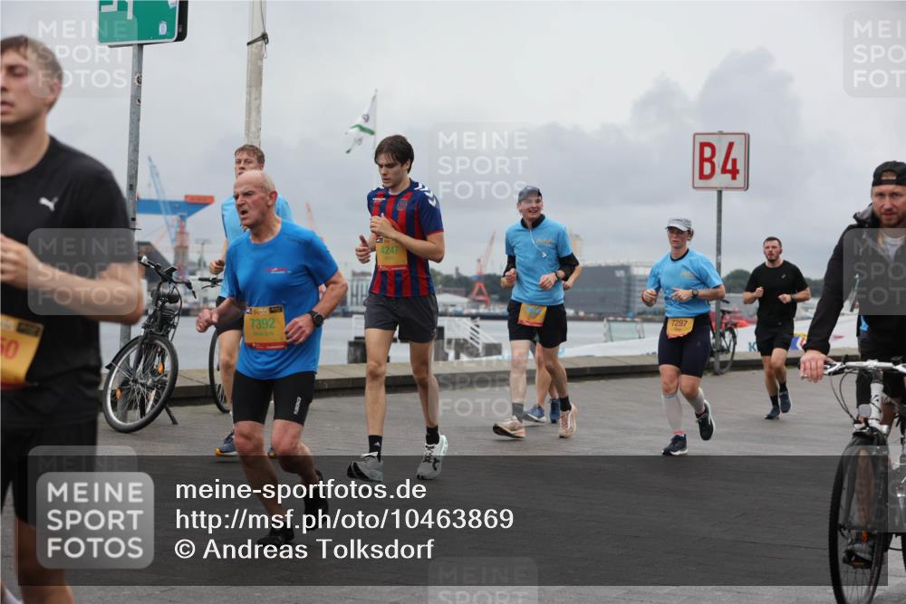13.09.2026 - Kiel Lauf Andreas Tolksdorf http://msf.ph/oto/10463869 13.09.2026 12:04:22 Kiellinie 50, 39, 7392, 4247, 7297, 4 meine-sportfotos.de