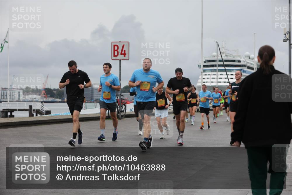 13.09.2026 - Kiel Lauf Andreas Tolksdorf http://msf.ph/oto/10463888 13.09.2026 12:04:24 Kiellinie 1, 4130, 4, 7221, 8192, 12426 meine-sportfotos.de