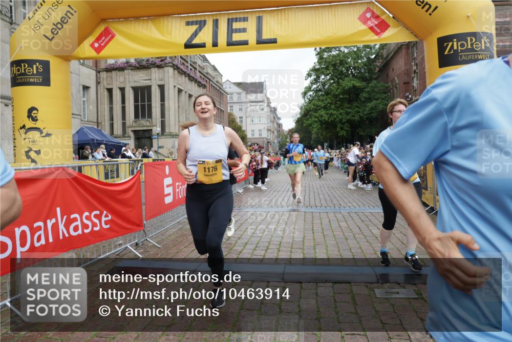 13.09.2026 - Kiel Lauf Yannick Fuchs http://msf.ph/oto/10463914 13.09.2026 09:56:03 Ziel 1176, 1961, 4388, 5056, 8521, 10248, 10267, 10787, 11385, 11886, 1589, 2227, 4121, 4174, 5824, 5986, 7087, 7846, 8248, 8408, 8976, 9226, 9399, 9741, 11421, 11962, 11970, 12142, 12261, 12463, 50, 51, 2949, 3228, 3229, 6172, 6515, 6968, 8832, 9115, 11357, 11790, 12735, 12736, 12752, 1495, 2061, 5824, 11421 meine-sportfotos.de