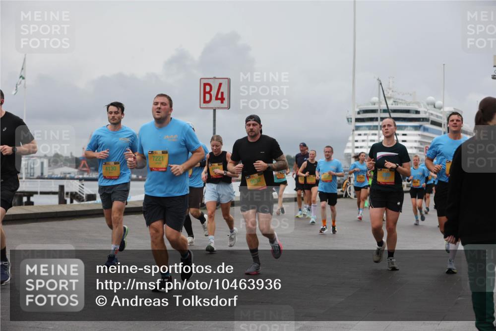 13.09.2026 - Kiel Lauf Andreas Tolksdorf http://msf.ph/oto/10463936 13.09.2026 12:04:25 Kiellinie 39, 4130, 38, 7221, 4, 9532 meine-sportfotos.de