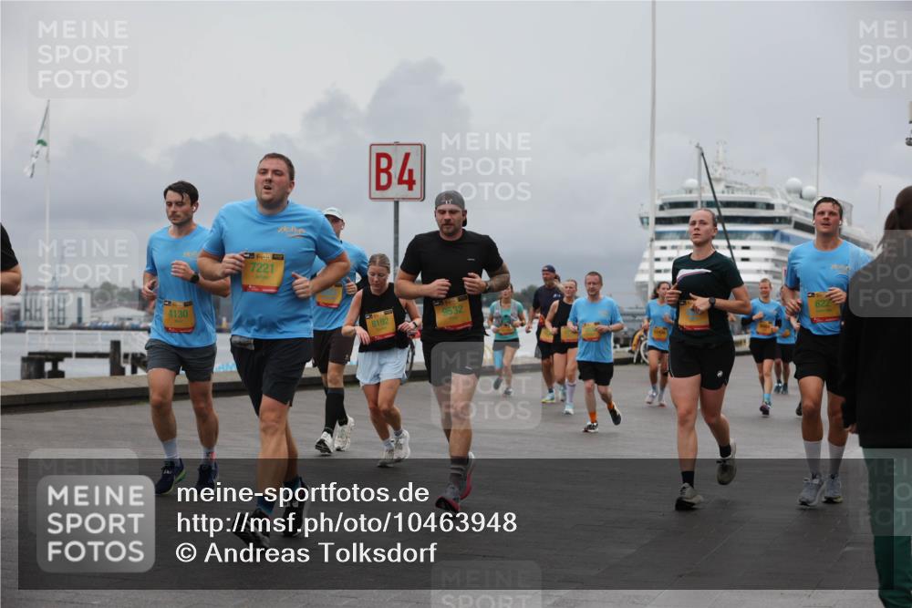 13.09.2026 - Kiel Lauf Andreas Tolksdorf http://msf.ph/oto/10463948 13.09.2026 12:04:26 Kiellinie 4130, 39, 7221, 4, 8192, 9532, 622 meine-sportfotos.de