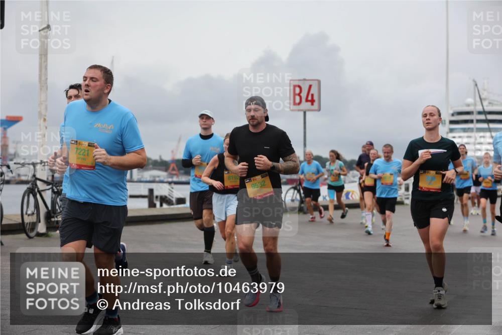 13.09.2026 - Kiel Lauf Andreas Tolksdorf http://msf.ph/oto/10463979 13.09.2026 12:04:27 Kiellinie 38, 7221, 8192, 39, 9532, 4 meine-sportfotos.de