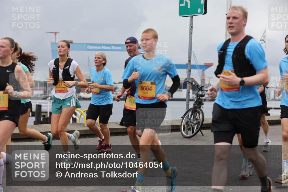 13.09.2026 - Kiel Lauf Andreas Tolksdorf http://msf.ph/oto/10464054 13.09.2026 12:04:33 Kiellinie 13, 8174, 1, 39, 6664 meine-sportfotos.de