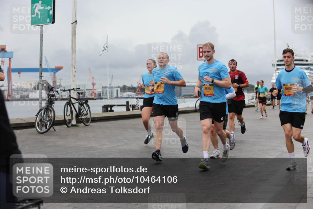 13.09.2026 - Kiel Lauf Andreas Tolksdorf http://msf.ph/oto/10464106 13.09.2026 12:04:38 Kiellinie 8894, 8900 meine-sportfotos.de