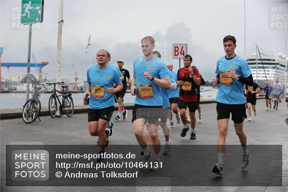 13.09.2026 - Kiel Lauf Andreas Tolksdorf http://msf.ph/oto/10464131 13.09.2026 12:04:38 Kiellinie 1, 39, 913, 4, 8894, 12594, 39, 8906 meine-sportfotos.de