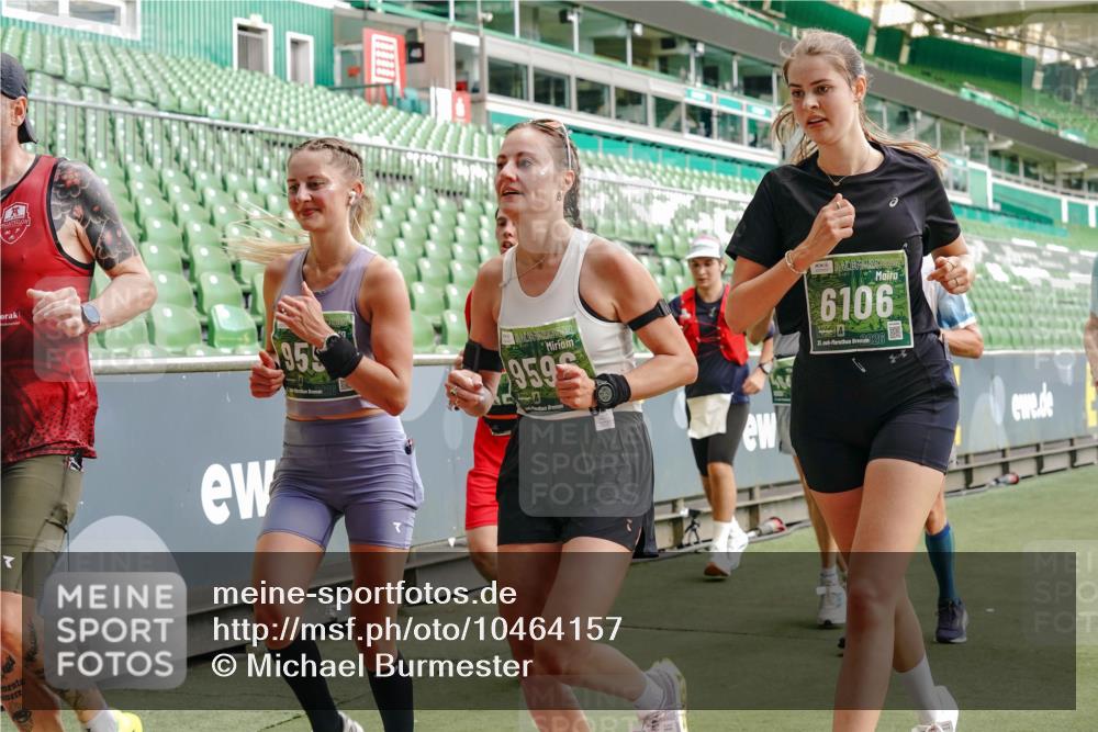 13.09.2026 - 21. swb-Marathon Bremen Michael Burmester http://msf.ph/oto/10464157 13.09.2026 12:56:07 Laufen im Stadion 201, 205, 307, 388, 411, 431, 465, 495, 655, 769, 854, 876, 913, 926, 948, 1058, 1130, 1197, 1390, 1537, 1599, 1601, 1645, 1750, 1972, 2001, 2040, 2122, 2125, 2234, 2251, 2260, 2319, 2383, 2390, 2473, 2474, 2535, 2604, 2634, 2671, 2733, 2761, 2812, 2922, 2948, 3057, 3119, 3134, 3175, 3192, 3202, 3241, 3246, 3290, 3346, 3348, 3411, 3458, 3508, 3706, 3716, 3813, 3836, 4135, 4137, 4171, 4413, 4455, 4479, 4733, 5277, 5430, 5530, 6106, 2498, 3085 meine-sportfotos.de
