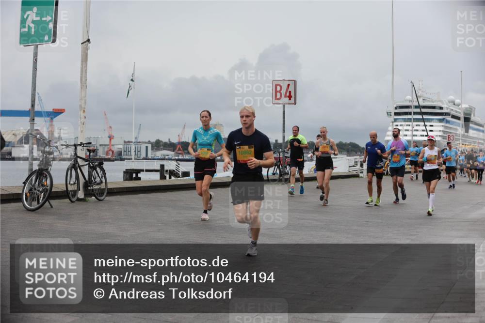 13.09.2026 - Kiel Lauf Andreas Tolksdorf http://msf.ph/oto/10464194 13.09.2026 12:04:43 Kiellinie 10862, 4, 10819, 3 meine-sportfotos.de