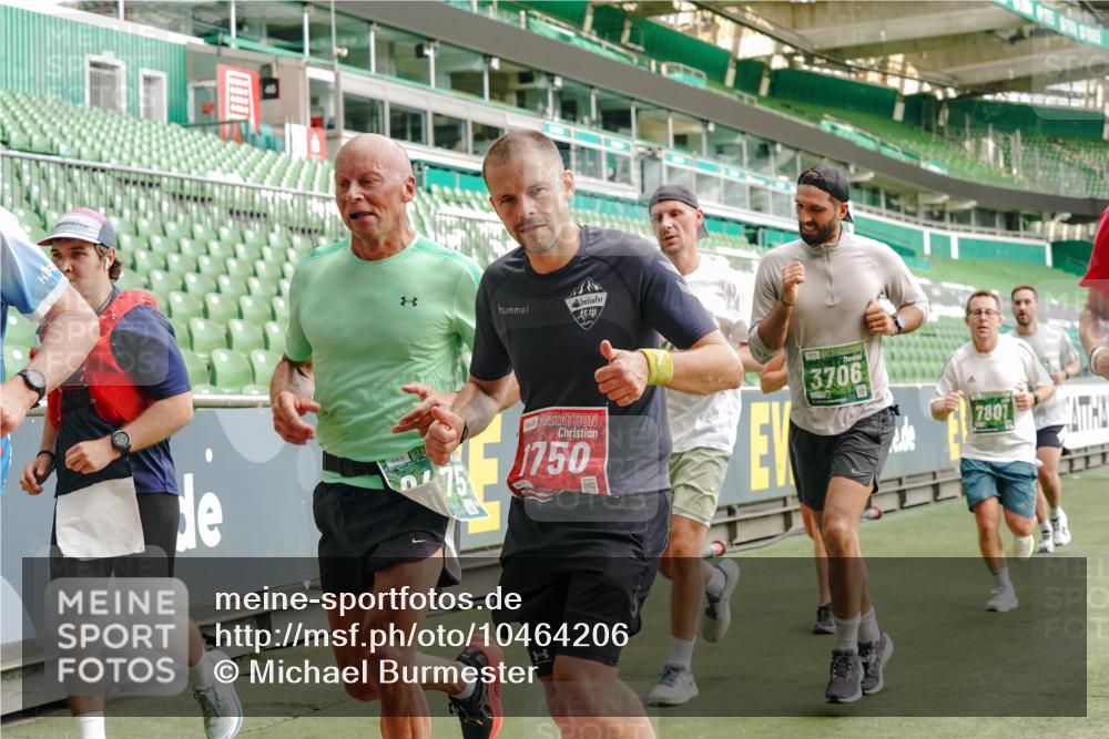 13.09.2026 - 21. swb-Marathon Bremen Michael Burmester http://msf.ph/oto/10464206 13.09.2026 12:56:09 Laufen im Stadion 201, 205, 307, 388, 411, 431, 465, 495, 655, 769, 854, 857, 876, 913, 926, 948, 1058, 1130, 1197, 1390, 1537, 1599, 1601, 1645, 1750, 1972, 2001, 2040, 2122, 2125, 2234, 2251, 2260, 2319, 2383, 2390, 2473, 2474, 2535, 2604, 2634, 2671, 2733, 2761, 2812, 2922, 2948, 3057, 3119, 3134, 3175, 3192, 3202, 3241, 3246, 3290, 3346, 3348, 3411, 3458, 3508, 3706, 3716, 3813, 3836, 4135, 4137, 4171, 4413, 4455, 4479, 4733, 5277, 5430, 5530, 6106, 2498, 3085 meine-sportfotos.de