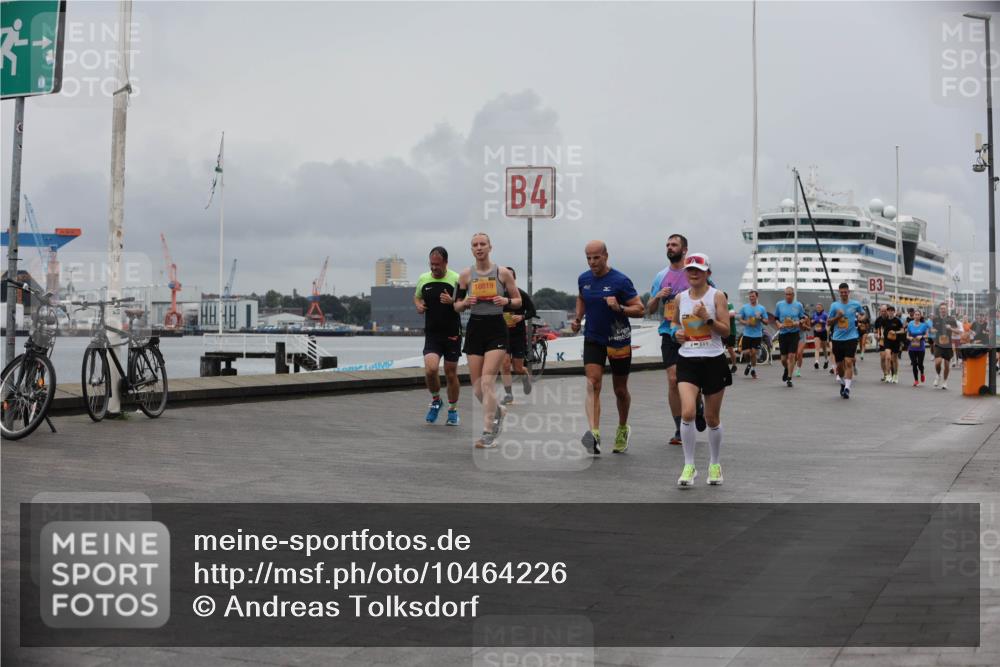 13.09.2026 - Kiel Lauf Andreas Tolksdorf http://msf.ph/oto/10464226 13.09.2026 12:04:45 Kiellinie 10819, 4, 3 meine-sportfotos.de