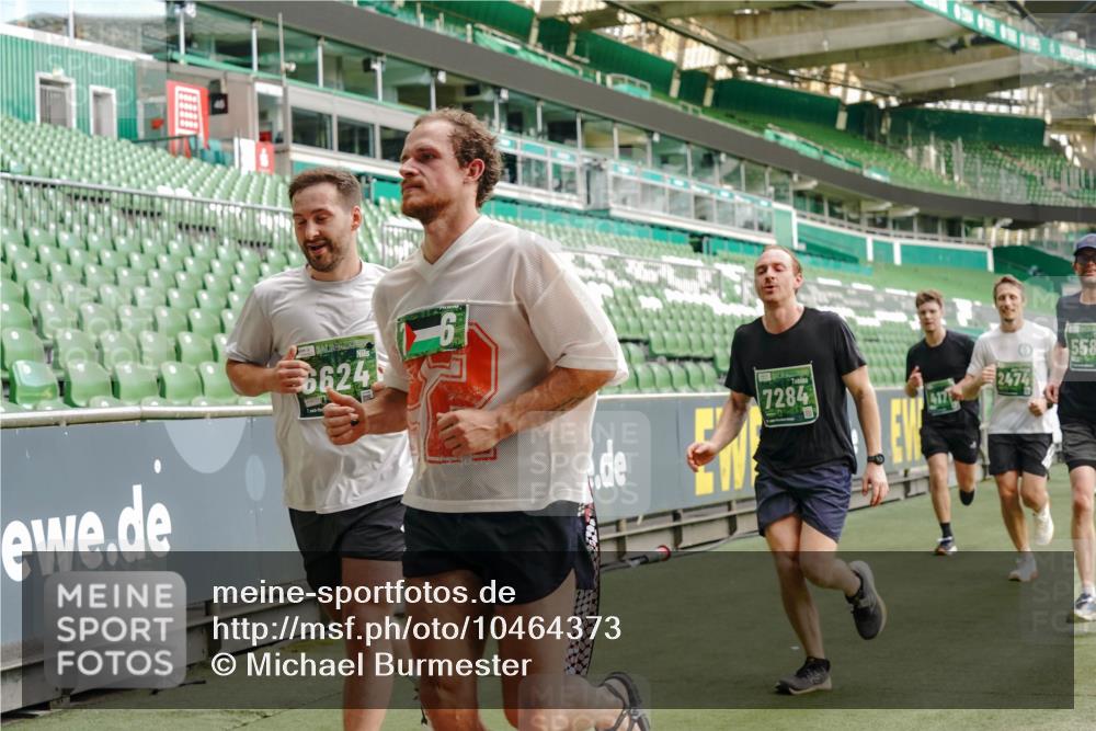 13.09.2026 - 21. swb-Marathon Bremen Michael Burmester http://msf.ph/oto/10464373 13.09.2026 12:56:12 Laufen im Stadion 205, 307, 388, 411, 431, 465, 495, 655, 769, 854, 857, 876, 913, 926, 948, 1058, 1130, 1197, 1390, 1537, 1599, 1601, 1645, 1750, 1972, 2001, 2040, 2122, 2125, 2234, 2251, 2260, 2319, 2383, 2473, 2474, 2535, 2604, 2634, 2640, 2671, 2761, 2812, 2922, 2948, 3057, 3119, 3134, 3175, 3192, 3202, 3246, 3290, 3346, 3348, 3411, 3458, 3508, 3706, 3716, 3813, 3836, 4135, 4137, 4171, 4413, 4455, 4479, 4733, 5277, 5430, 5530, 6106, 2498, 3085 meine-sportfotos.de