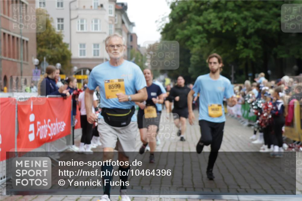 13.09.2026 - Kiel Lauf Yannick Fuchs http://msf.ph/oto/10464396 13.09.2026 09:56:58 Ziel 3684, 5938, 8599, 8824, 9692, 12580, 791, 1746, 1774, 2655, 4641, 4643, 5654, 5940, 7509, 7548, 8102, 10206, 10230, 12037, 12072, 130, 2486, 4097, 4568, 4631, 5468, 6243, 6932, 7786, 8113, 11042, 11245, 12507, 2949, 5940, 6968, 9115, 12037 meine-sportfotos.de