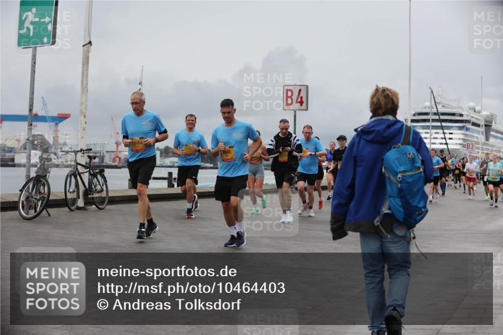 13.09.2026 - Kiel Lauf Andreas Tolksdorf http://msf.ph/oto/10464403 13.09.2026 12:04:53 Kiellinie 12684, 7645, 4, 3 meine-sportfotos.de