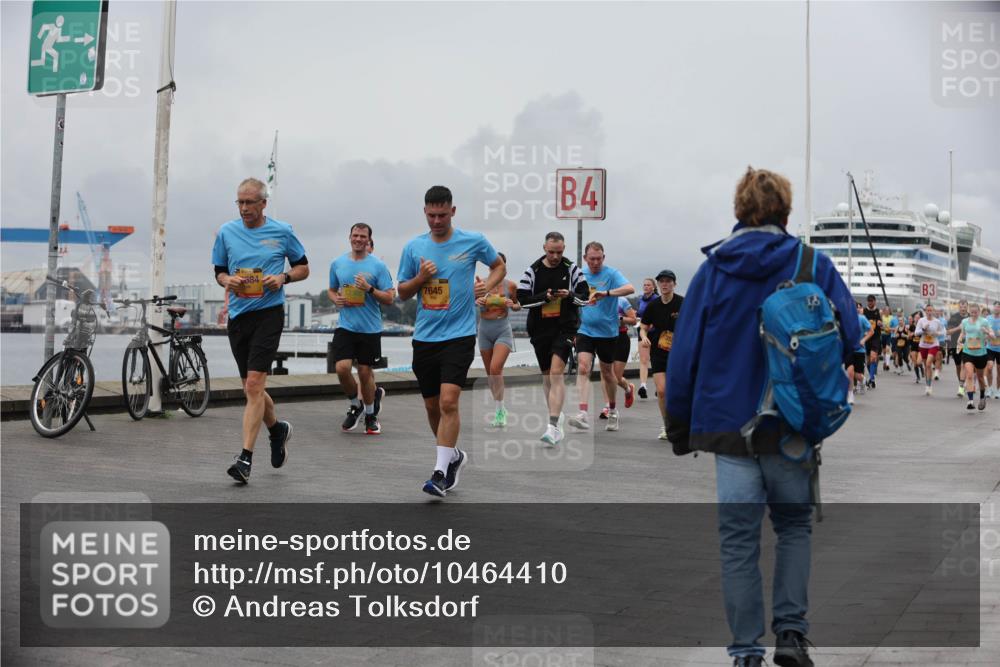 13.09.2026 - Kiel Lauf Andreas Tolksdorf http://msf.ph/oto/10464410 13.09.2026 12:04:54 Kiellinie 684, 7645, 4, 3 meine-sportfotos.de