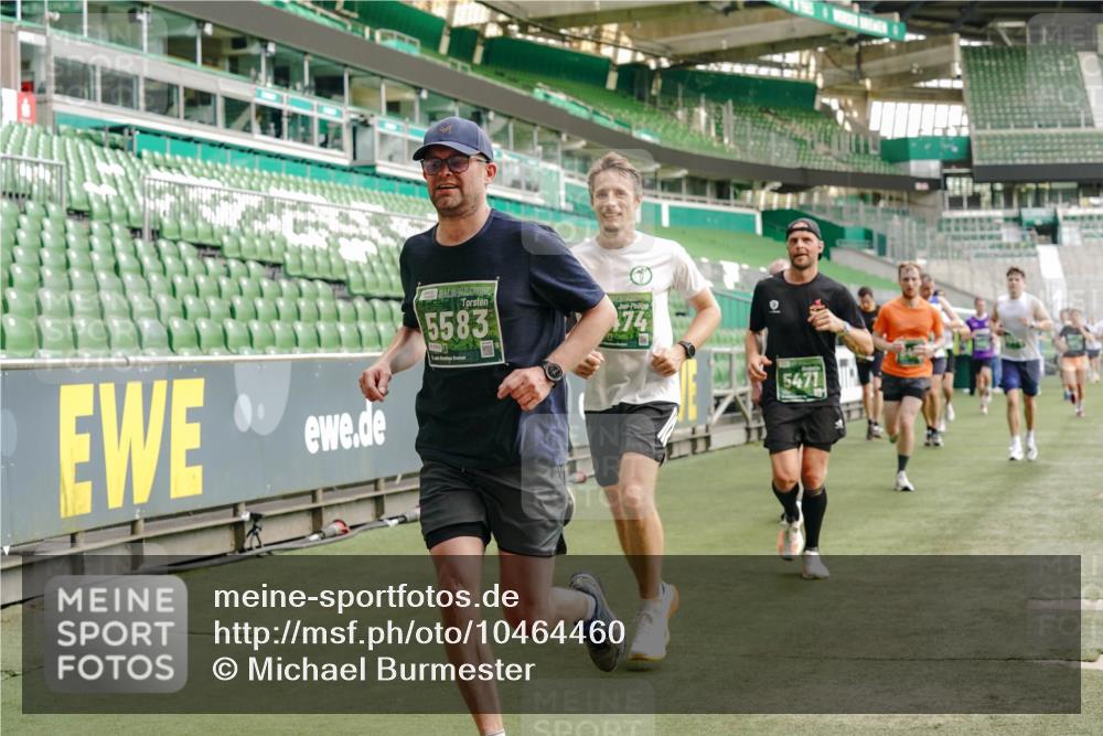 13.09.2026 - 21. swb-Marathon Bremen Michael Burmester http://msf.ph/oto/10464460 13.09.2026 12:56:13 Laufen im Stadion 205, 307, 388, 411, 431, 465, 495, 655, 769, 854, 857, 876, 913, 926, 948, 1058, 1130, 1197, 1390, 1537, 1599, 1601, 1645, 1750, 1972, 2001, 2040, 2122, 2125, 2234, 2251, 2260, 2319, 2383, 2473, 2474, 2535, 2604, 2634, 2640, 2671, 2761, 2812, 2922, 2948, 3057, 3119, 3134, 3175, 3192, 3202, 3246, 3290, 3346, 3348, 3411, 3458, 3508, 3514, 3706, 3716, 3813, 3836, 4135, 4137, 4171, 4413, 4455, 4479, 4733, 5277, 5430, 5530, 6106, 2498, 3085 meine-sportfotos.de