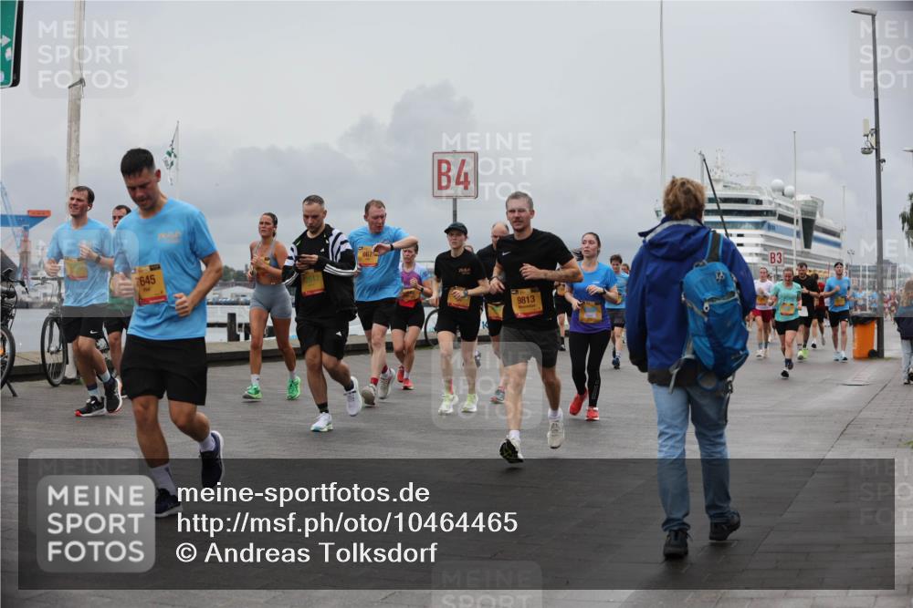 13.09.2026 - Kiel Lauf Andreas Tolksdorf http://msf.ph/oto/10464465 13.09.2026 12:04:55 Kiellinie 7645, 2612, 667, 4, 9813, 18, 3 meine-sportfotos.de