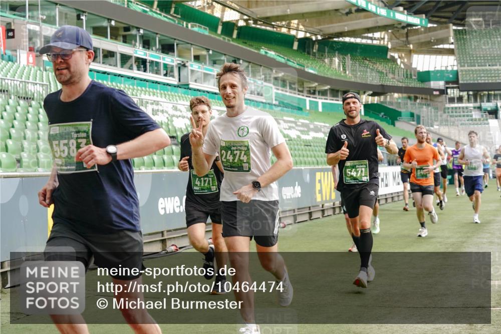 13.09.2026 - 21. swb-Marathon Bremen Michael Burmester http://msf.ph/oto/10464474 13.09.2026 12:56:14 Laufen im Stadion 205, 307, 388, 411, 431, 465, 495, 655, 769, 854, 857, 876, 913, 926, 948, 1058, 1130, 1197, 1390, 1537, 1599, 1601, 1645, 1750, 1972, 2001, 2040, 2122, 2125, 2234, 2251, 2260, 2319, 2383, 2473, 2474, 2535, 2604, 2634, 2640, 2671, 2761, 2812, 2948, 3057, 3078, 3119, 3134, 3175, 3192, 3202, 3246, 3290, 3346, 3348, 3411, 3458, 3508, 3514, 3706, 3716, 3813, 3836, 4135, 4137, 4171, 4413, 4455, 4479, 4733, 5277, 5430, 5530, 6106, 2498, 3085 meine-sportfotos.de