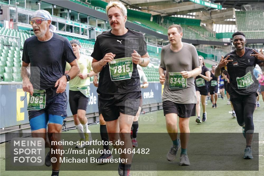 13.09.2026 - 21. swb-Marathon Bremen Michael Burmester http://msf.ph/oto/10464482 13.09.2026 13:13:00 Laufen im Stadion 118, 183, 270, 278, 349, 514, 576, 600, 695, 702, 703, 843, 933, 950, 1005, 1113, 1143, 1226, 1286, 1334, 1426, 1435, 1596, 1641, 1849, 1851, 1936, 1991, 2005, 2035, 2079, 2248, 2264, 2336, 2375, 2377, 2387, 2398, 2426, 2439, 2457, 2461, 2478, 2505, 2612, 2659, 2665, 2673, 2684, 2765, 2773, 2792, 2815, 2816, 2822, 2850, 2860, 2884, 2895, 2907, 2921, 2963, 2966, 2972, 2975, 2976, 3016, 3027, 3079, 3143, 3155, 3253, 3277, 3293, 3308, 3313, 3328, 3349, 3434 meine-sportfotos.de