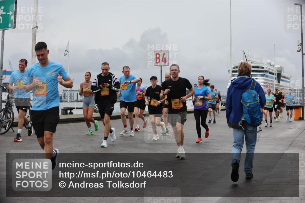 13.09.2026 - Kiel Lauf Andreas Tolksdorf http://msf.ph/oto/10464483 13.09.2026 12:04:55 Kiellinie 12360, 7645, 2612, 4, 9813, 3 meine-sportfotos.de