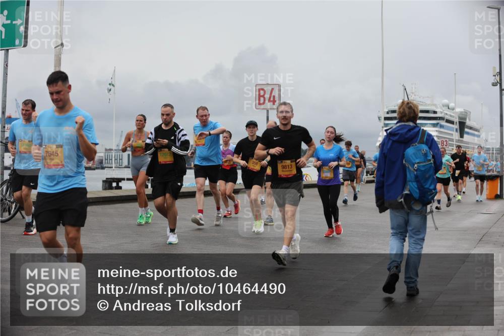 13.09.2026 - Kiel Lauf Andreas Tolksdorf http://msf.ph/oto/10464490 13.09.2026 12:04:55 Kiellinie 12360, 31, 39, 7645, 12612, 4, 358, 39, 9813, 3 meine-sportfotos.de