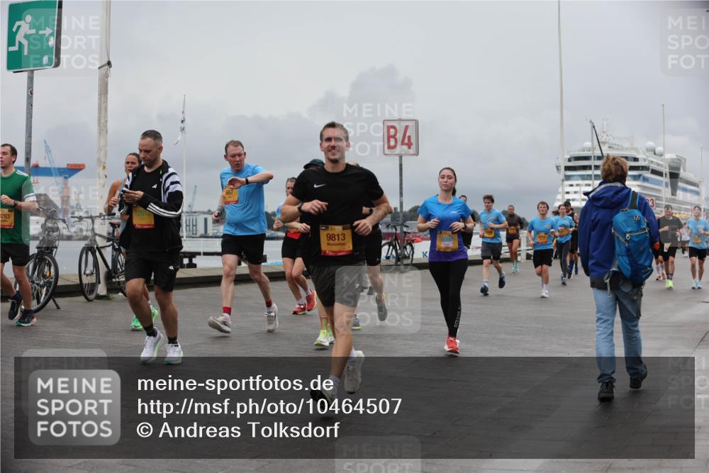13.09.2026 - Kiel Lauf Andreas Tolksdorf http://msf.ph/oto/10464507 13.09.2026 12:04:56 Kiellinie 3293, 1, 39, 9813, 4, 8550 meine-sportfotos.de