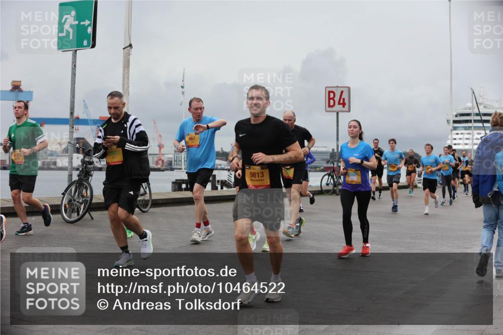 13.09.2026 - Kiel Lauf Andreas Tolksdorf http://msf.ph/oto/10464522 13.09.2026 12:04:56 Kiellinie 8293, 2612, 667, 9813, 4 meine-sportfotos.de