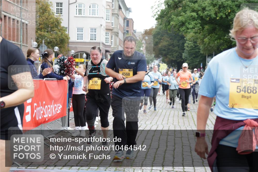 13.09.2026 - Kiel Lauf Yannick Fuchs http://msf.ph/oto/10464542 13.09.2026 09:57:12 Ziel 130, 2486, 4097, 4568, 4631, 5468, 6243, 11042, 11245, 1746, 2655, 3684, 4641, 4643, 5938, 7509, 7548, 8599, 8824, 9692, 10206, 12072, 12580, 1122, 3114, 4567, 5776, 6173, 6735, 6932, 7786, 8103, 8113, 11014, 11095, 12507, 1746, 1774, 2655, 10230, 12072 meine-sportfotos.de