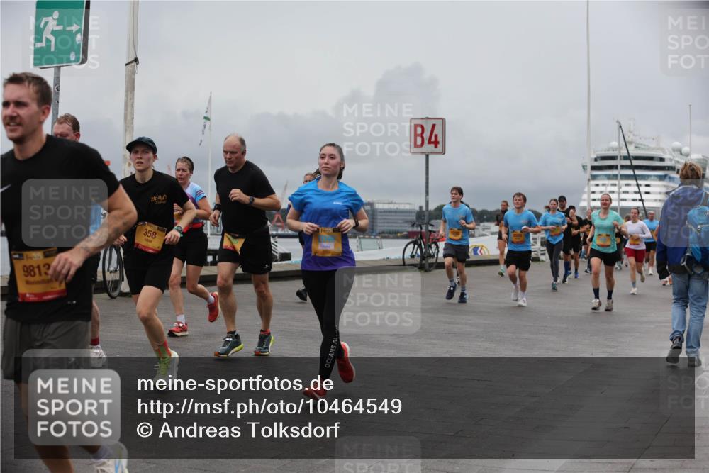 13.09.2026 - Kiel Lauf Andreas Tolksdorf http://msf.ph/oto/10464549 13.09.2026 12:04:57 Kiellinie 9813 meine-sportfotos.de