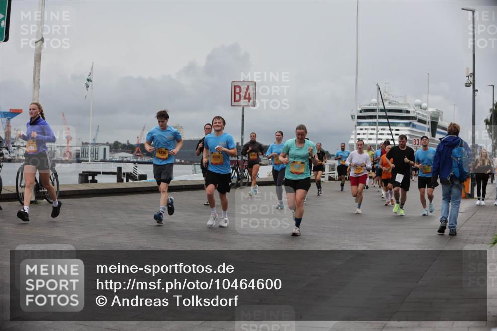 13.09.2026 - Kiel Lauf Andreas Tolksdorf http://msf.ph/oto/10464600 13.09.2026 12:04:59 Kiellinie 377, 1230, 8550, 4, 2335, 3 meine-sportfotos.de