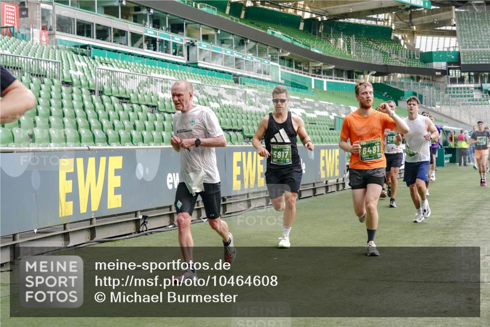 13.09.2026 - 21. swb-Marathon Bremen Michael Burmester http://msf.ph/oto/10464608 13.09.2026 12:56:16 Laufen im Stadion 205, 307, 388, 411, 431, 465, 495, 655, 769, 854, 857, 876, 913, 926, 948, 1058, 1130, 1197, 1390, 1537, 1599, 1601, 1645, 1750, 1972, 2001, 2040, 2122, 2125, 2234, 2251, 2260, 2319, 2383, 2473, 2474, 2535, 2604, 2634, 2640, 2671, 2761, 2812, 2948, 3057, 3078, 3119, 3134, 3175, 3192, 3202, 3246, 3290, 3346, 3348, 3411, 3450, 3458, 3508, 3514, 3634, 3706, 3716, 3813, 3836, 4135, 4137, 4171, 4413, 4455, 4479, 4733, 5277, 5430, 5530, 6106, 2498, 3085 meine-sportfotos.de