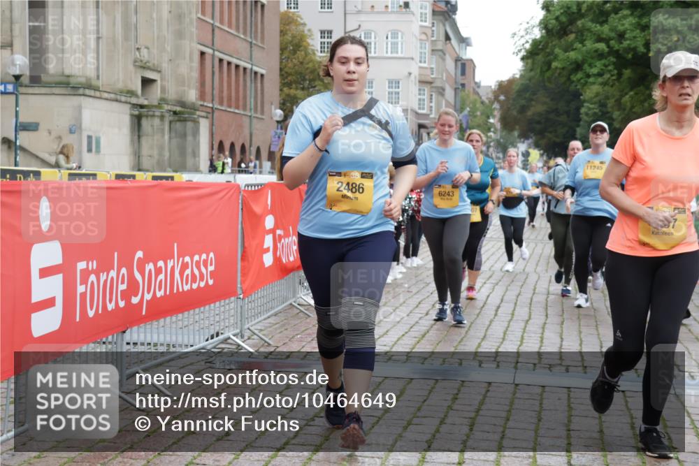 13.09.2026 - Kiel Lauf Yannick Fuchs http://msf.ph/oto/10464649 13.09.2026 09:57:19 Ziel 130, 1122, 2486, 3114, 4097, 4568, 4631, 5776, 6243, 6932, 7786, 8103, 8113, 11095, 11245, 12507, 3684, 4641, 4643, 5468, 5938, 7509, 7548, 8599, 8824, 9692, 11042, 12580, 818, 3427, 4567, 6173, 6735, 7358, 7359, 9998, 10943, 11014, 1746, 2655, 4641, 4643, 7509, 7548, 10206, 12072 meine-sportfotos.de