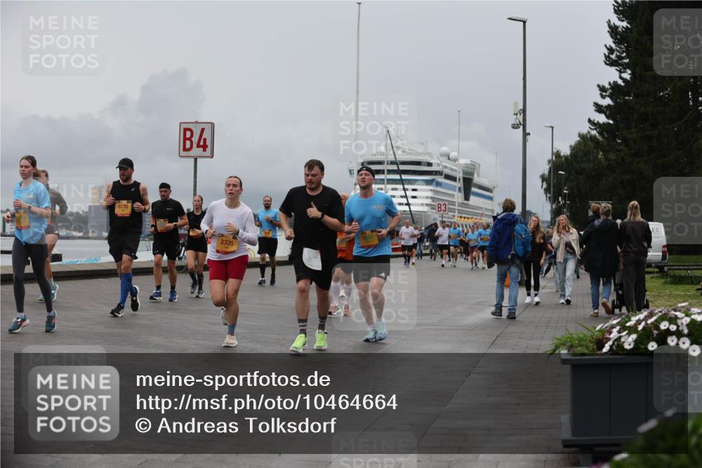 13.09.2026 - Kiel Lauf Andreas Tolksdorf http://msf.ph/oto/10464664 13.09.2026 12:05:02 Kiellinie 8776, 4, 2335, 3 meine-sportfotos.de