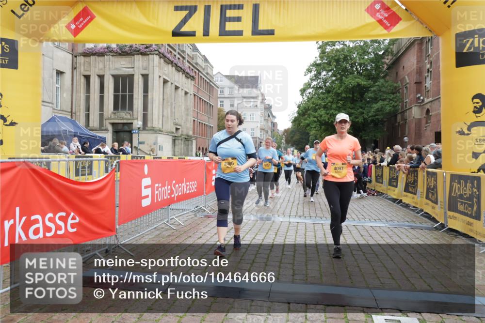 13.09.2026 - Kiel Lauf Yannick Fuchs http://msf.ph/oto/10464666 13.09.2026 09:57:19 Ziel 130, 1122, 2486, 3114, 4097, 4568, 4631, 5776, 6243, 6932, 7786, 8103, 8113, 11095, 11245, 12507, 3684, 4641, 4643, 5468, 5938, 7509, 7548, 8599, 8824, 9692, 11042, 12580, 818, 3427, 4567, 6173, 6735, 7358, 7359, 9998, 10943, 11014, 1746, 2655, 4641, 4643, 7509, 7548, 10206, 12072 meine-sportfotos.de