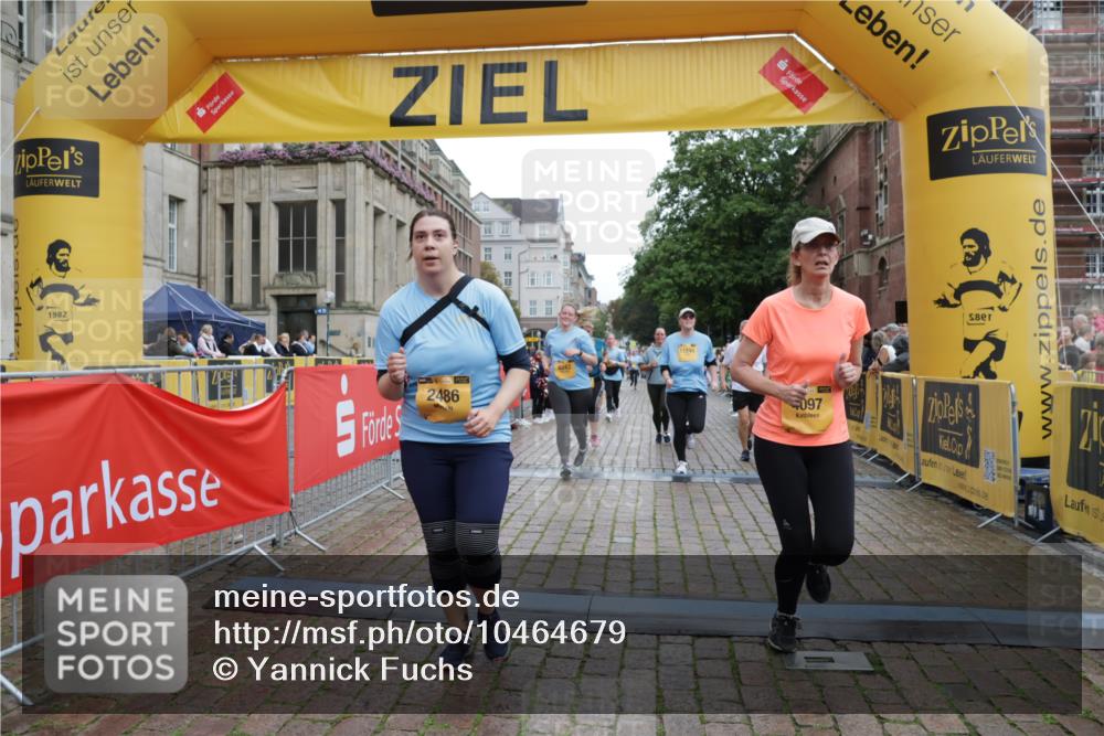 13.09.2026 - Kiel Lauf Yannick Fuchs http://msf.ph/oto/10464679 13.09.2026 09:57:20 Ziel 130, 1122, 2486, 3114, 4097, 4568, 4631, 5776, 6243, 6932, 7786, 8103, 8113, 11095, 11245, 12507, 130, 3684, 4568, 4631, 4641, 4643, 5468, 5938, 7509, 7548, 8599, 8824, 9692, 11042, 12580, 818, 3427, 4567, 6173, 6735, 7358, 7359, 9998, 10943, 11014, 1746, 2655, 4641, 4643, 7509, 7548, 10206, 12072 meine-sportfotos.de