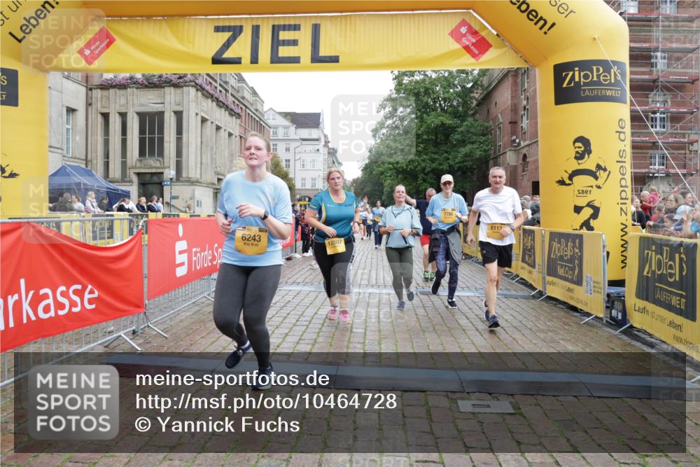 13.09.2026 - Kiel Lauf Yannick Fuchs http://msf.ph/oto/10464728 13.09.2026 09:57:22 Ziel 1122, 2486, 3114, 4097, 5776, 6173, 6243, 6932, 7786, 8103, 8113, 11014, 11095, 11245, 12507, 130, 3684, 4568, 4631, 4641, 4643, 5468, 5938, 8599, 8824, 9692, 11042, 12580, 818, 3427, 4567, 4808, 6735, 7358, 7359, 9998, 10943, 4641, 4643, 5938, 7509, 7548, 10206 meine-sportfotos.de