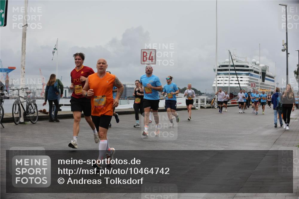 13.09.2026 - Kiel Lauf Andreas Tolksdorf http://msf.ph/oto/10464742 13.09.2026 12:05:06 Kiellinie 11646, 4, 3 meine-sportfotos.de