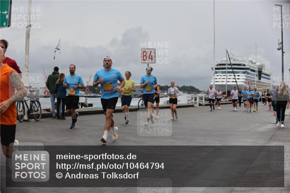 13.09.2026 - Kiel Lauf Andreas Tolksdorf http://msf.ph/oto/10464794 13.09.2026 12:05:07 Kiellinie 3070, 7137, 4, 3 meine-sportfotos.de